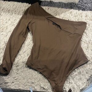 Elegant Brown One-Shoulder Bodysuit